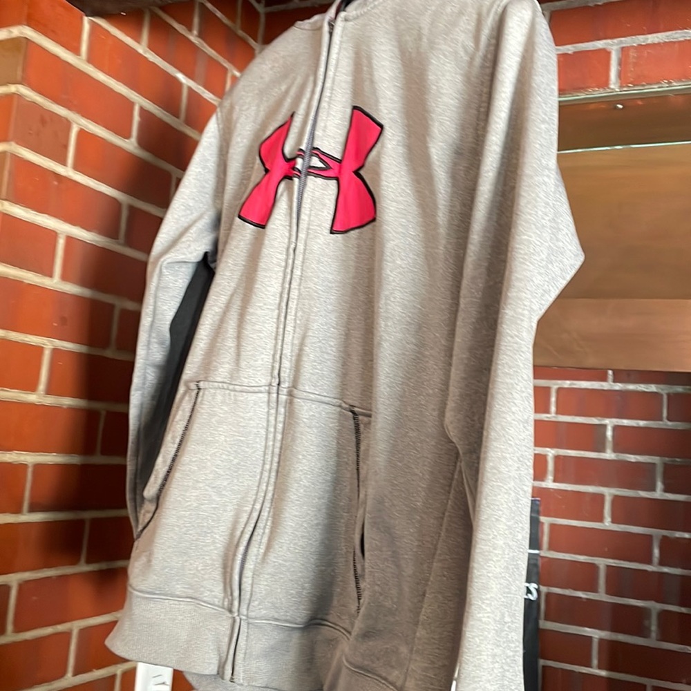 Under armor grey and pink sweatshirt